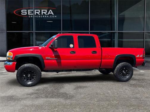 2004 GMC Sierra 2500 SLE H/D Crew Cab