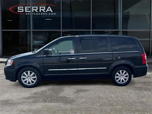 2015 Chrysler Town & Country Touring