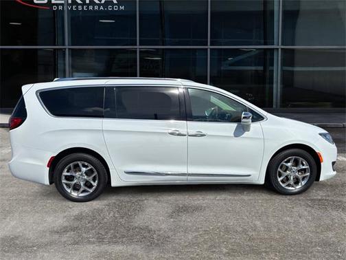 2018 Chrysler Pacifica Limited