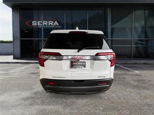 2023 GMC Acadia AWD AT4