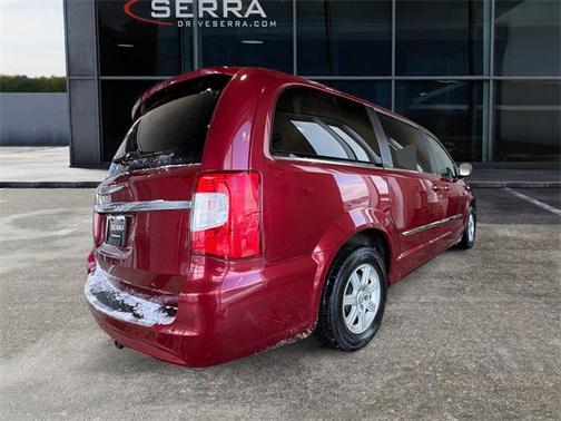 2012 Chrysler Town & Country Touring