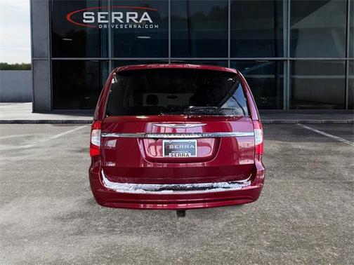 2012 Chrysler Town & Country Touring