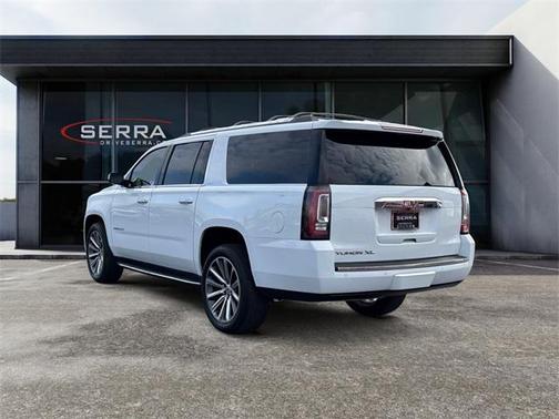 2017 GMC Yukon XL SLT