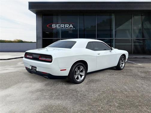 2016 Dodge Challenger SXT