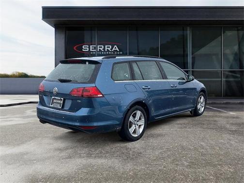 2015 Volkswagen Golf SportWagen TDI S 4-Door