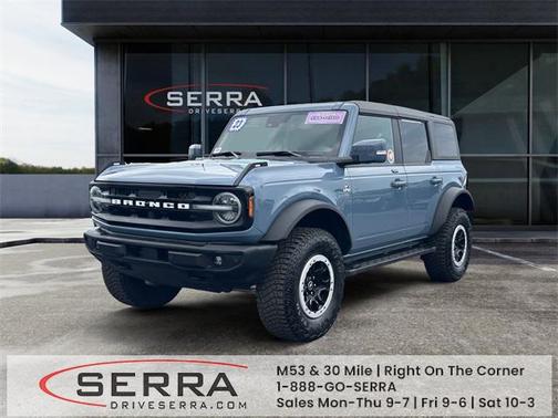 2023 Ford Bronco Outer Banks