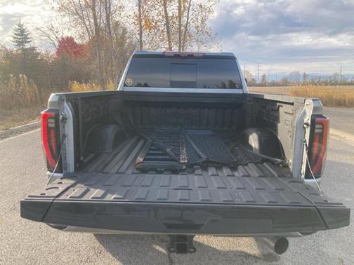 2025 GMC Sierra 2500 AT4