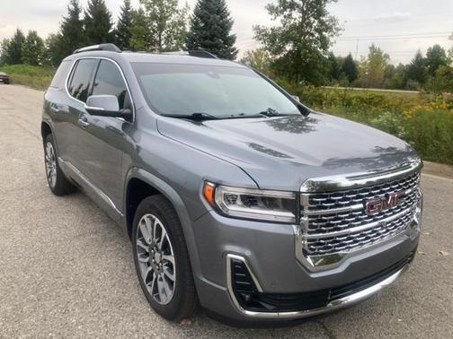 2022 GMC Acadia Denali
