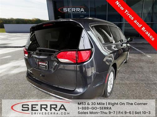 2020 Chrysler Pacifica Touring L