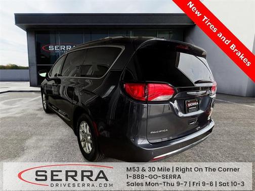 2020 Chrysler Pacifica Touring L