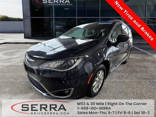 2020 Chrysler Pacifica Touring L