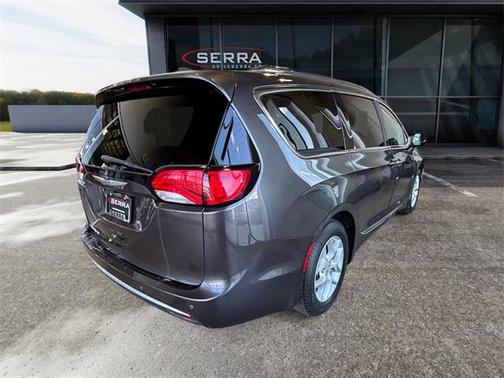 2019 Chrysler Pacifica Touring-L Plus