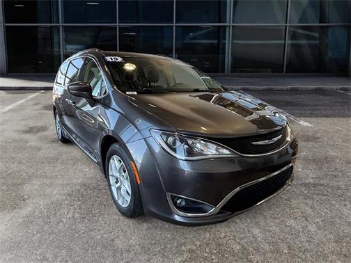 2019 Chrysler Pacifica Touring-L Plus