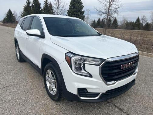 Summit White 2023 GMC Terrain Denali
