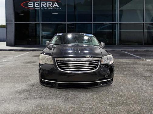 2015 Chrysler Town & Country Touring-L