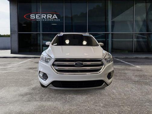 Oxford White 2018 Ford Escape SE