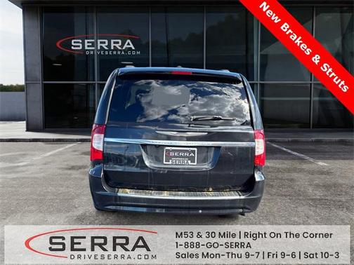 2015 Chrysler Town & Country Touring-L