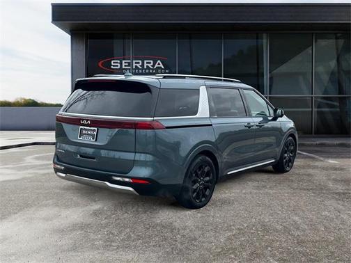 2023 Kia Carnival SX