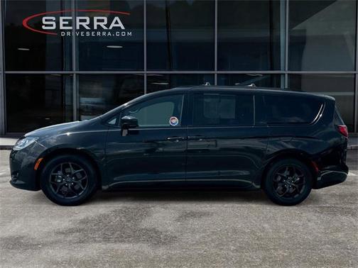 2018 Chrysler Pacifica Touring-L Plus