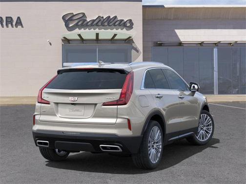 2025 Cadillac XT4 Premium Luxury