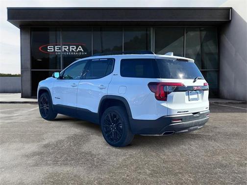 2023 GMC Acadia AWD SLT