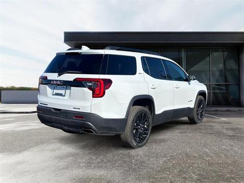 2023 GMC Acadia AWD SLT