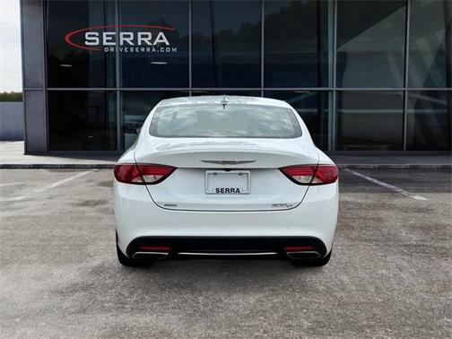 2016 Chrysler 200 C