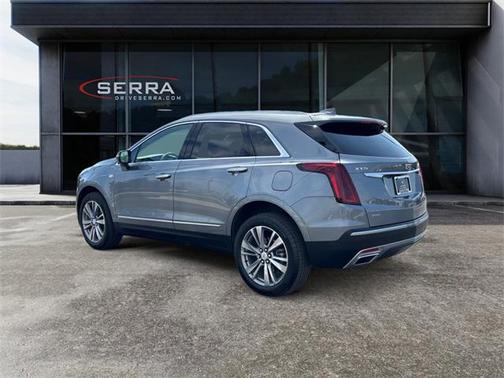 2022 Cadillac XT5 Premium Luxury