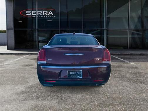 2016 Chrysler 300 S