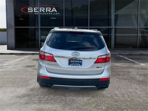 2016 Hyundai SANTA FE SE