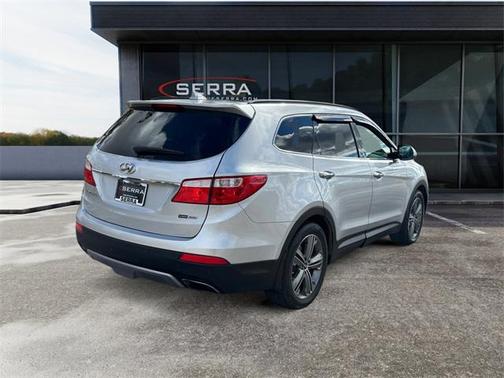 2016 Hyundai SANTA FE SE