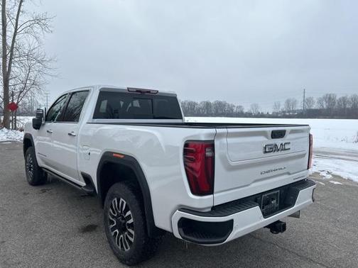 2025 GMC Sierra 2500 Denali Ultimate