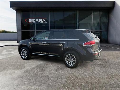 2015 Lincoln MKX Base