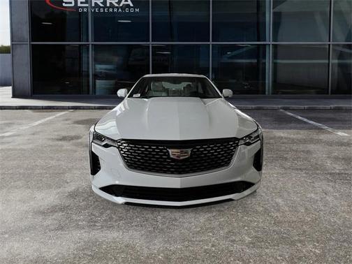 2024 Cadillac CT4 Luxury