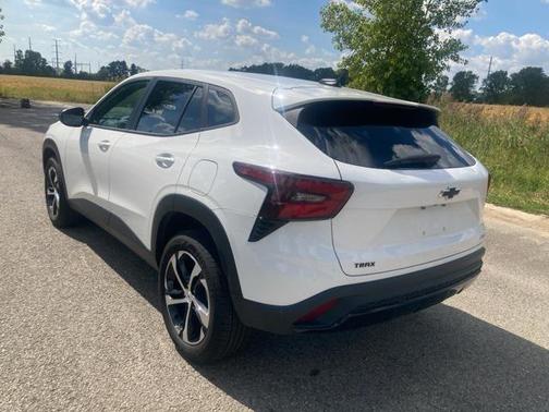 2024 Chevrolet Trax FWD 1RS