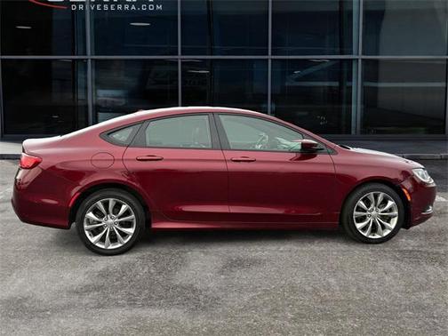 2015 Chrysler 200 S