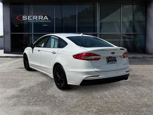 2020 Ford Fusion SE