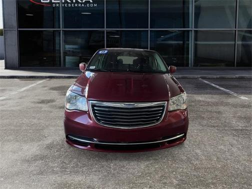 2015 Chrysler Town & Country Touring