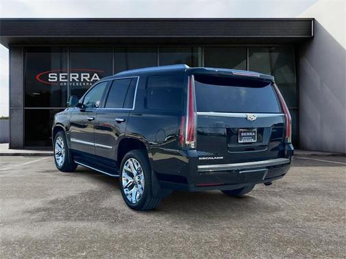 2020 Cadillac Escalade Luxury