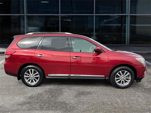 2015 Nissan Pathfinder SL