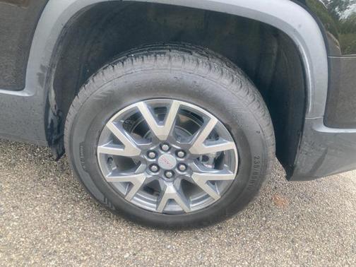 2023 GMC Acadia AWD SLT
