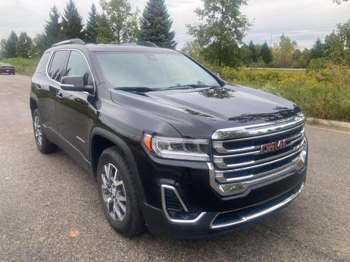 2023 GMC Acadia AWD SLT