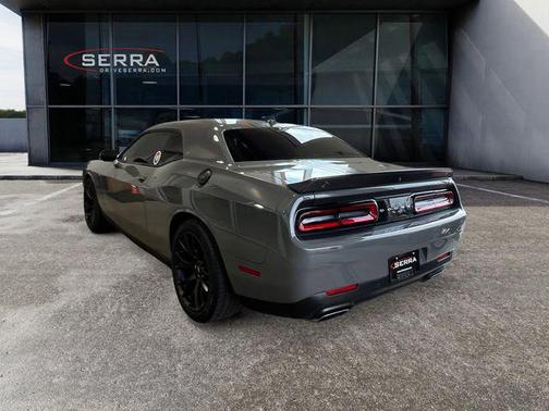 Destroyer Gray Clearcoat 2023 Dodge Challenger R/T Scat Pack