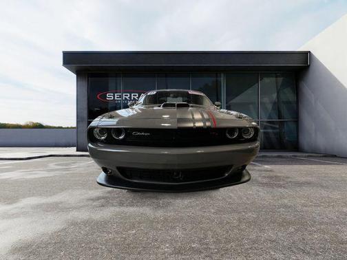 Destroyer Gray Clearcoat 2023 Dodge Challenger R/T Scat Pack
