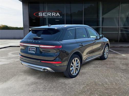 2022 Lincoln Corsair Standard
