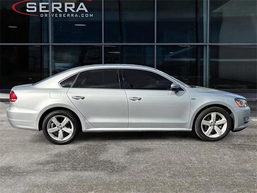 2015 Volkswagen Passat 1.8T Limited Edition