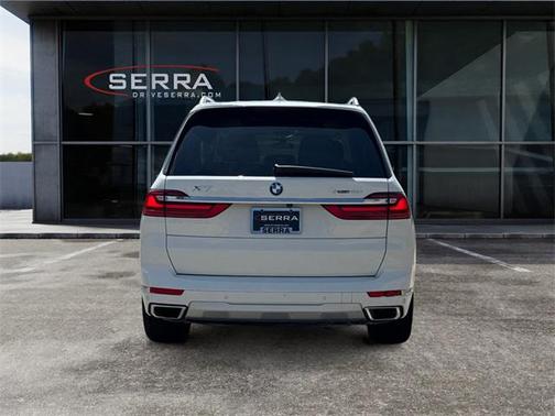 2022 BMW X7 xDrive40i