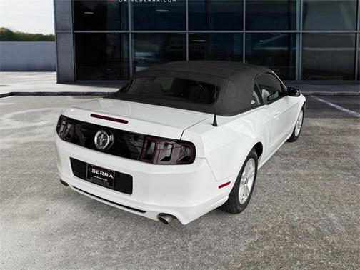 2014 Ford Mustang V6