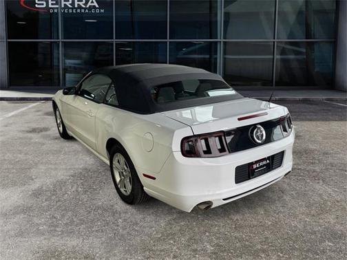 2014 Ford Mustang V6