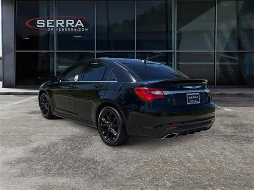 2013 Chrysler 200 Limited